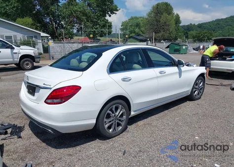 2018 Mercedes-Benz C 300 4Matic из США, поврежденный, VIN WDDWF4KB9JR385639